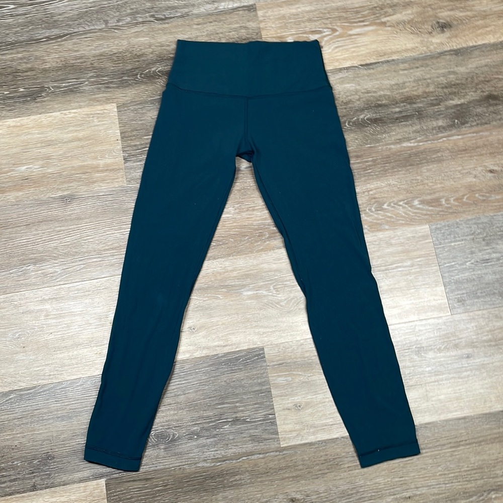 Lululemon align 28” size 6 color is not sold anymore